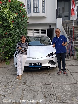 Serah terima BYD seal Premium mrs Y