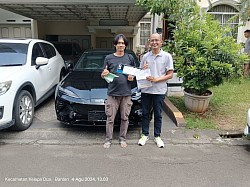 Serah terima BYD seal performance mr Martin