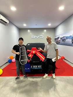 Serah terima BYD Seal performance Mr C 80 Proof